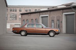 Mercedes-Benz 450 SEL 6.9 1979 года 